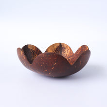 Load image into Gallery viewer, Coconut Shell Decoration Plate