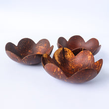 Load image into Gallery viewer, Coconut Shell Decoration Plate
